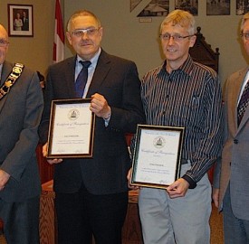 Mayor Deb Shewfelt, Dan Stringer, Tom Fincher and Administrator / Clerk Larry McCabe.